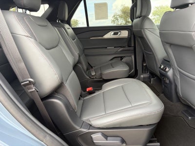 2027 Ford Explorer Active w/200A Pkg