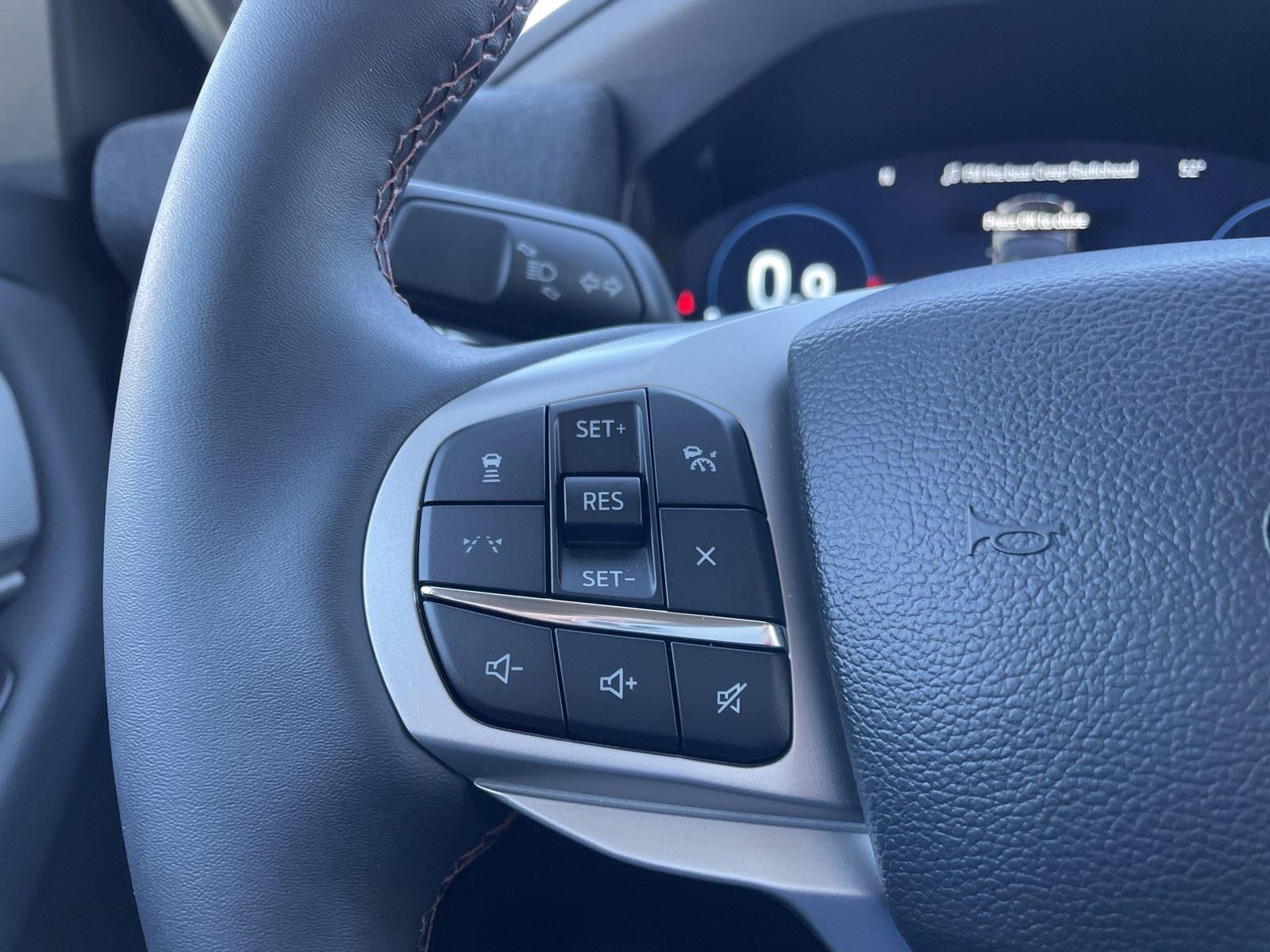 2026 Ford Explorer Active w/100A Pkg