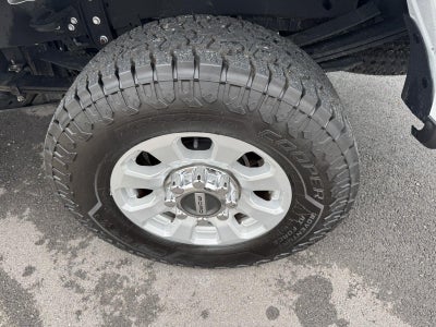 2023 Ford Super Duty F-250 SRW XLT