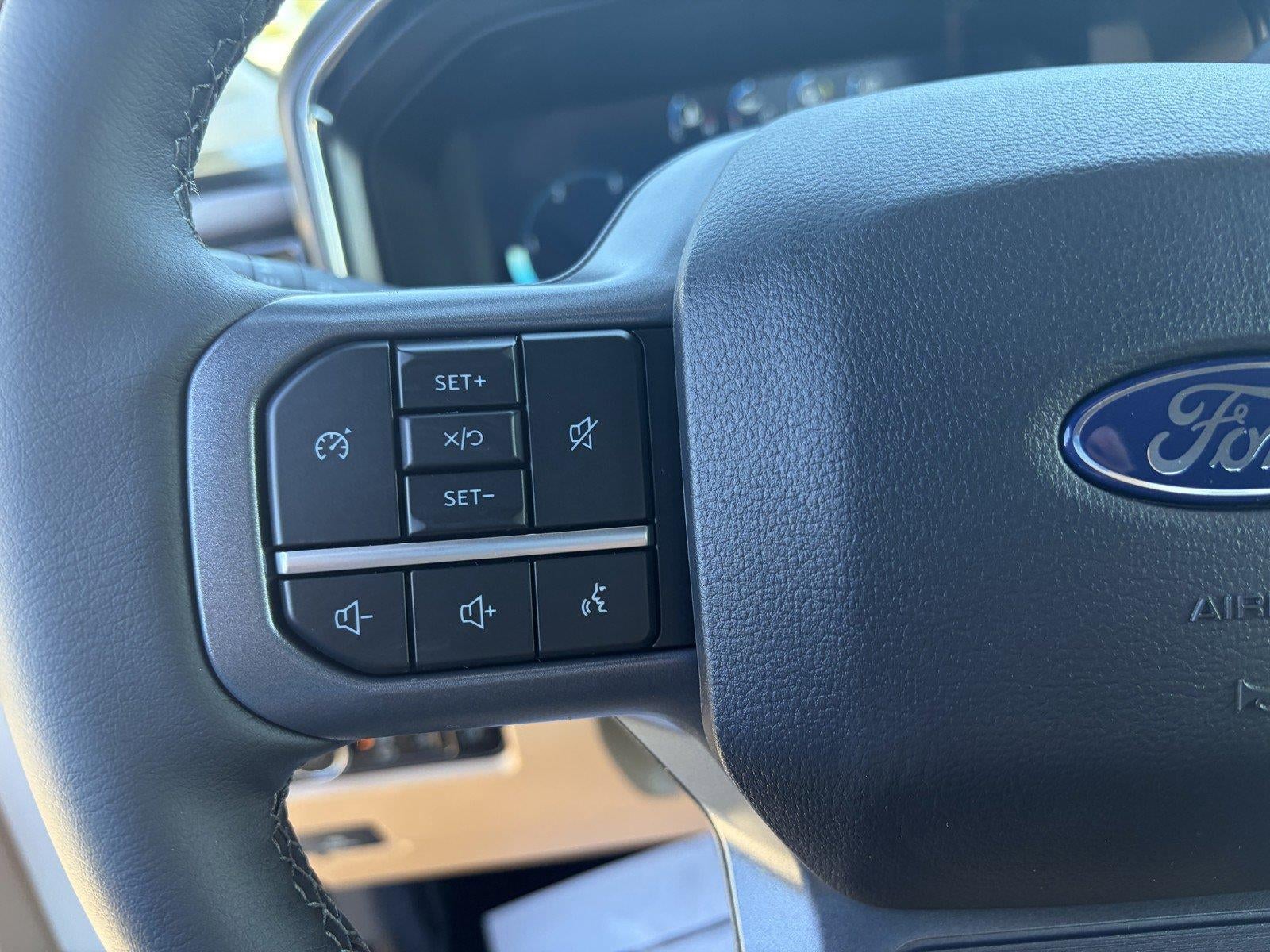 2027 Ford Super Duty F-250 SRW LARIAT