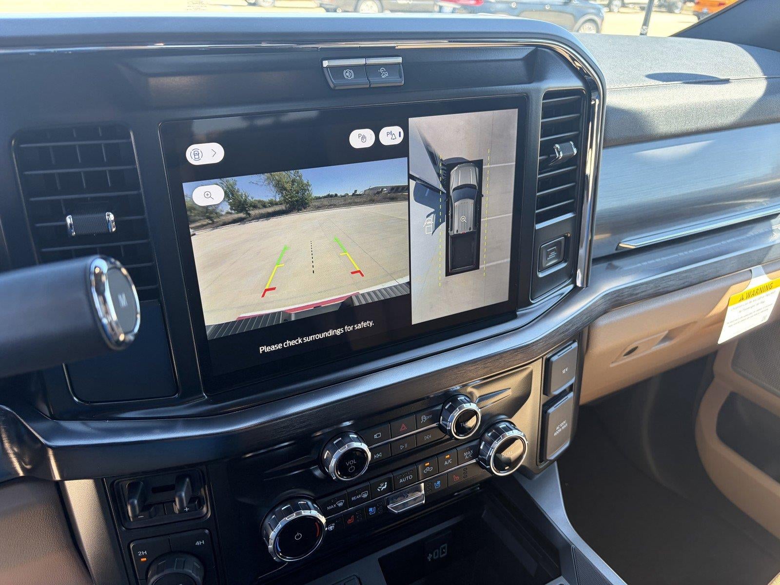 2027 Ford Super Duty F-250 SRW LARIAT