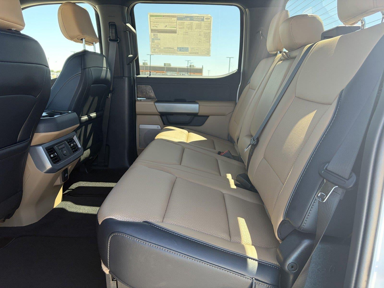 2027 Ford Super Duty F-250 SRW LARIAT