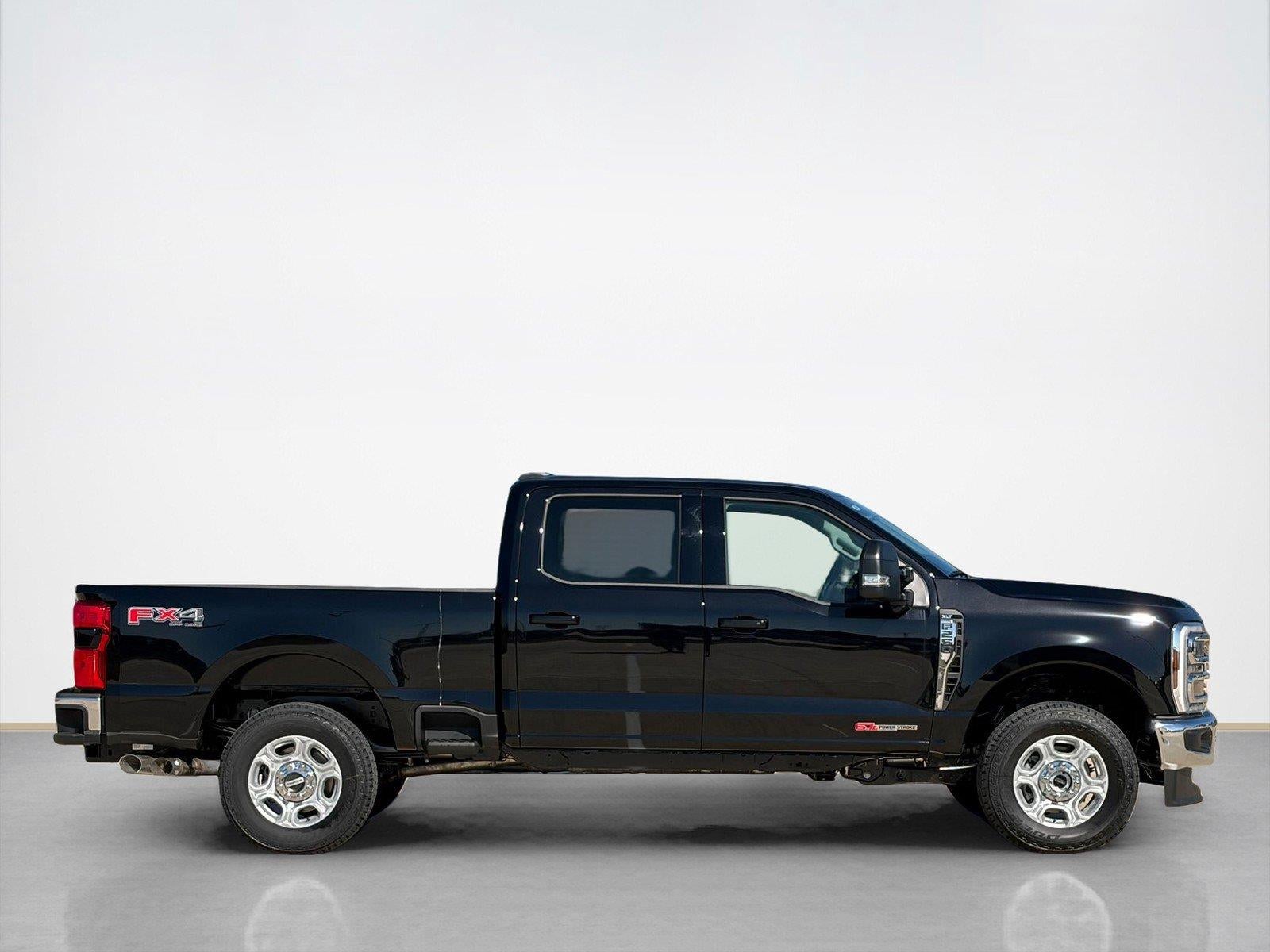 2027 Ford Super Duty F-250 SRW XLT