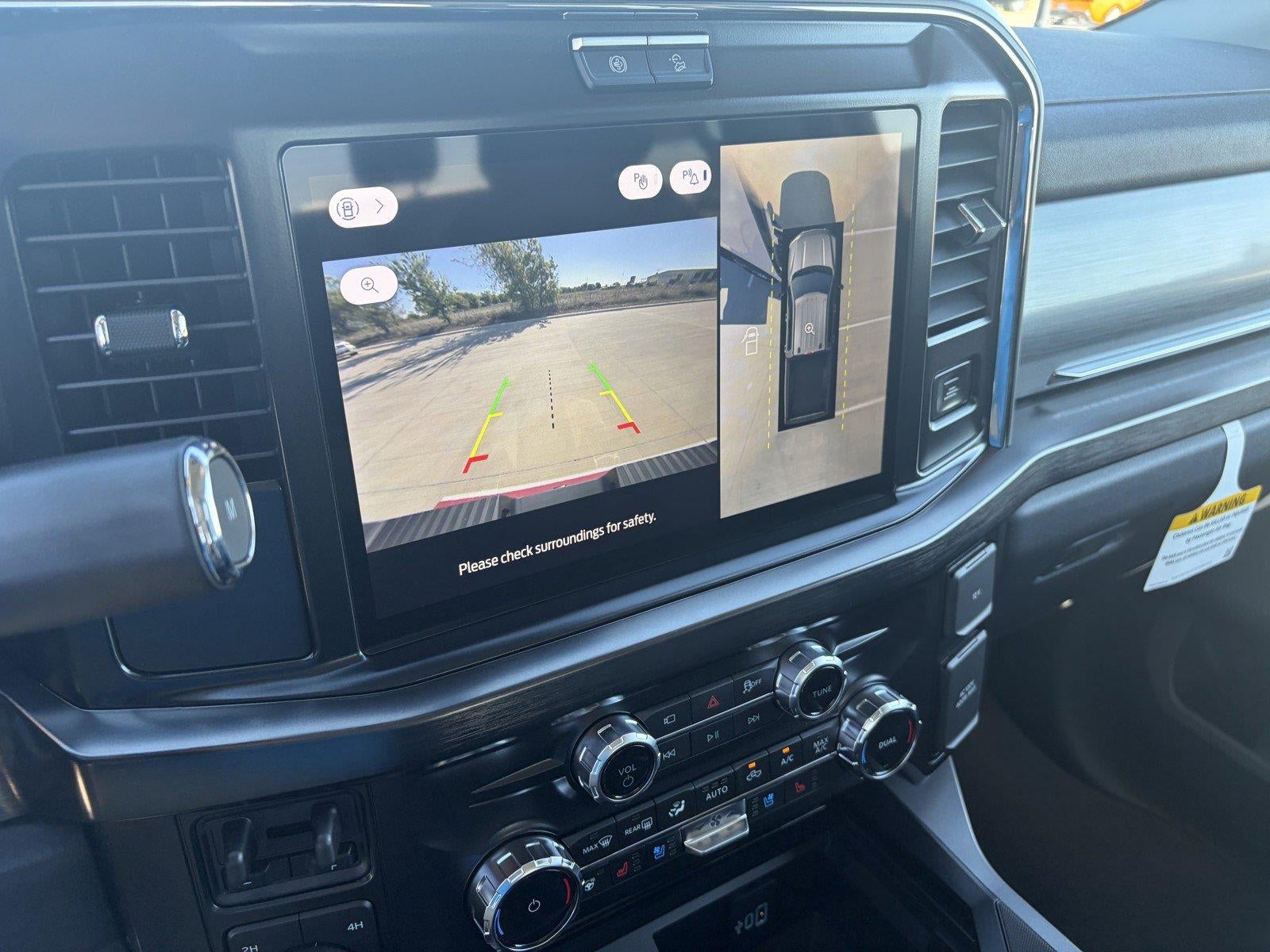 2027 Ford Super Duty F-350 SRW LARIAT