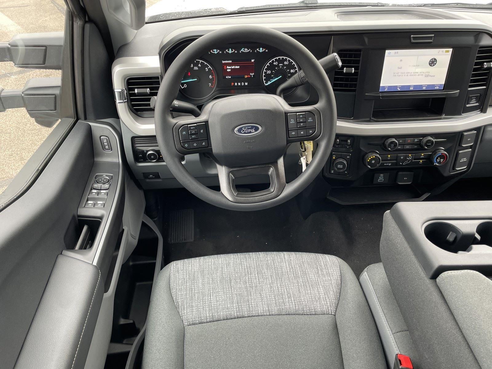 2026 Ford Super Duty F-350 SRW XLT