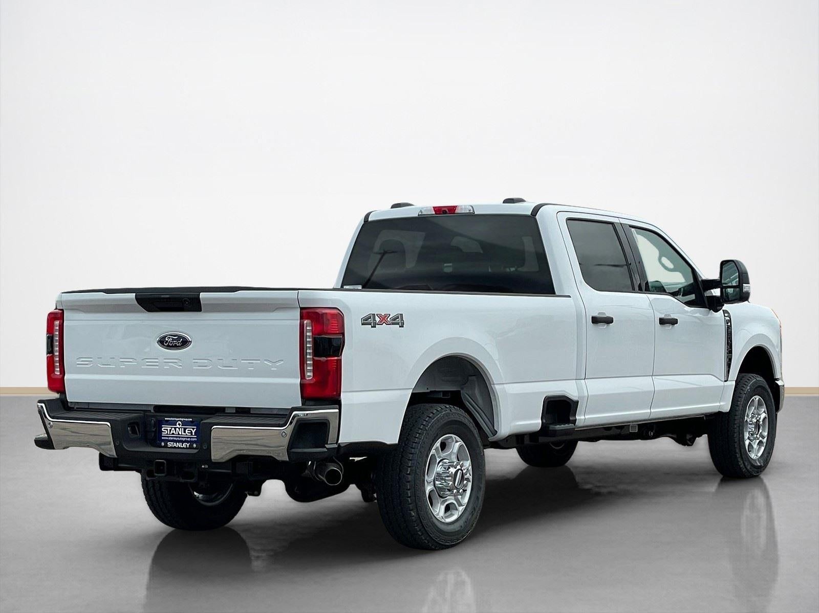 2026 Ford Super Duty F-350 SRW XLT