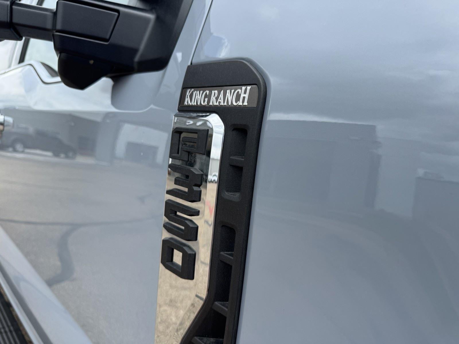 2026 Ford Super Duty F-350 DRW King Ranch