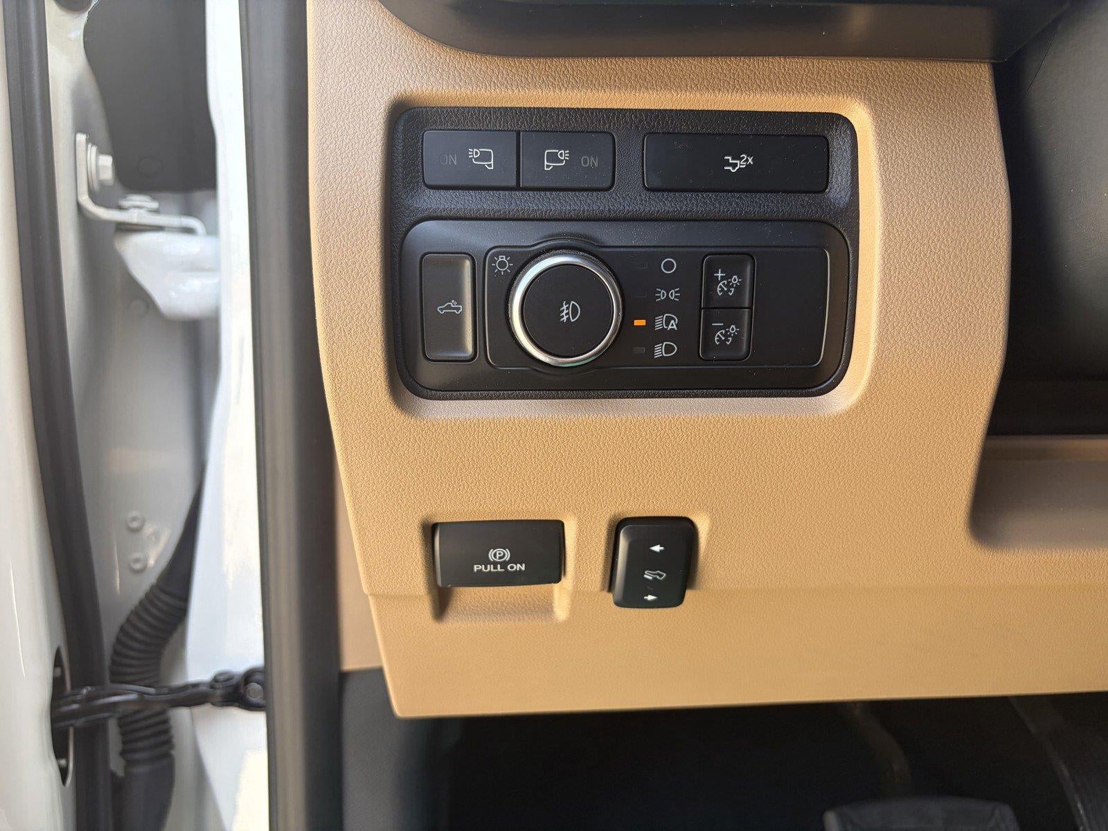 2024 Ford Super Duty F-350 Drw LARIAT