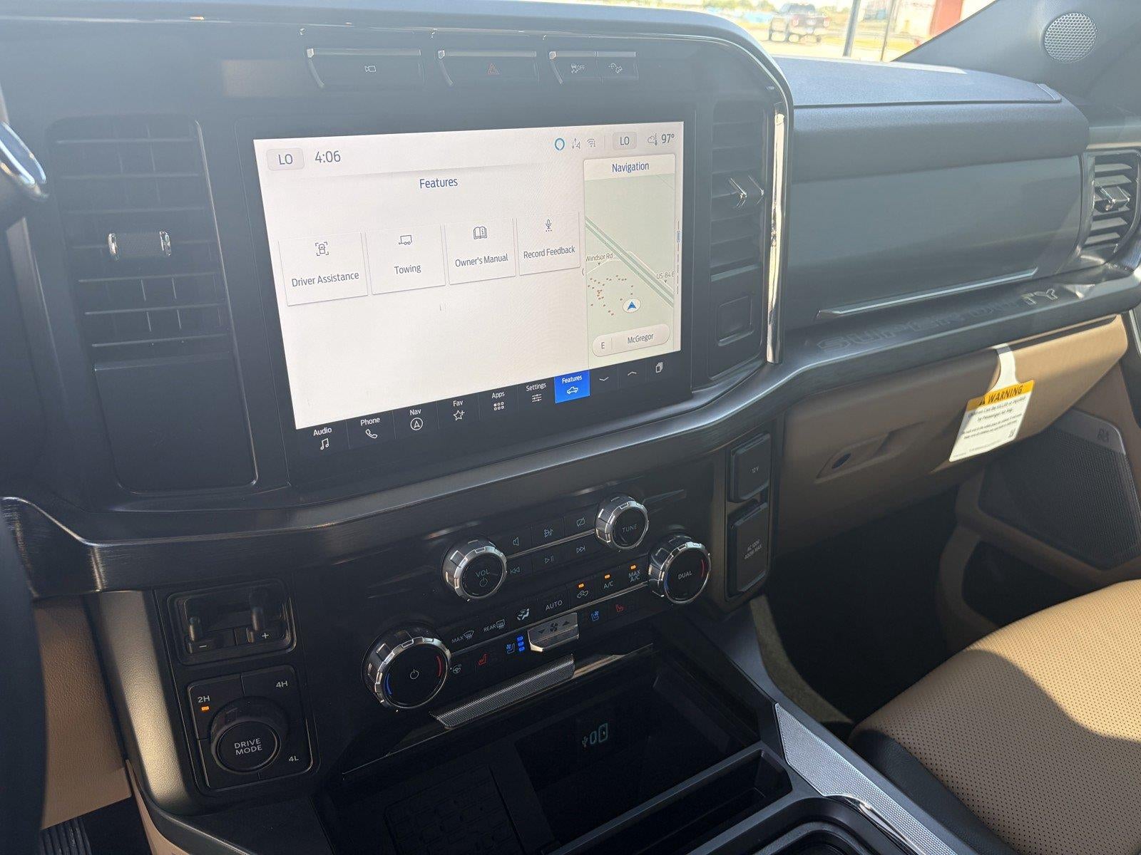 2024 Ford Super Duty F-350 Drw LARIAT