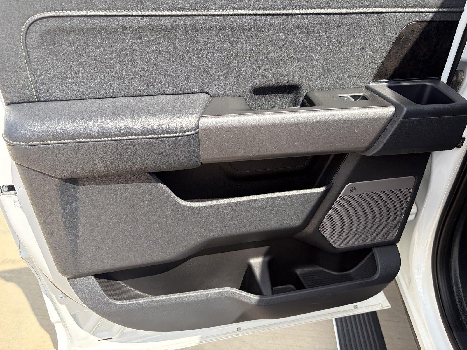 2025 Ford Super Duty F-350 DRW LARIAT