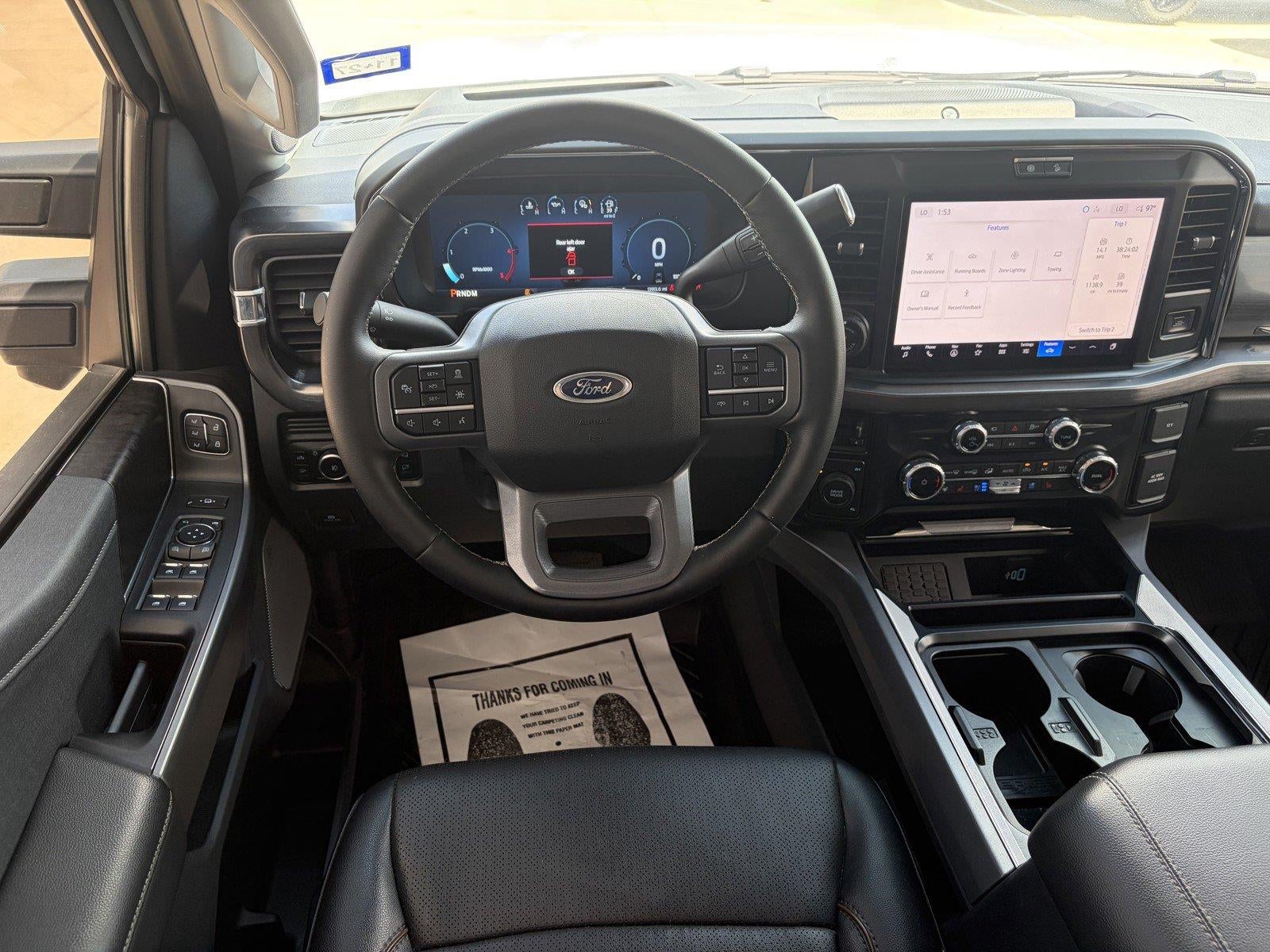 2025 Ford Super Duty F-350 DRW LARIAT