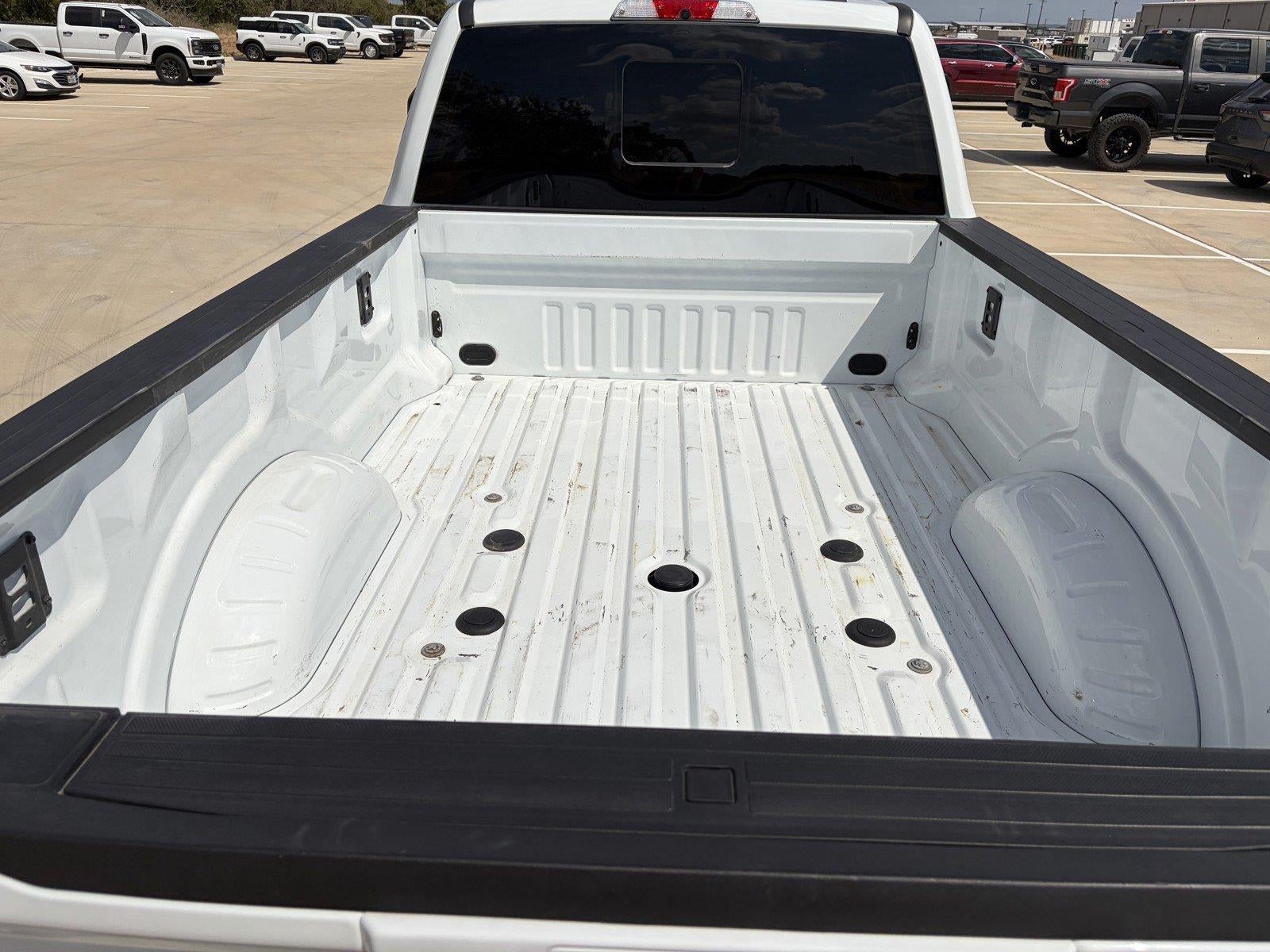 2025 Ford Super Duty F-350 DRW LARIAT