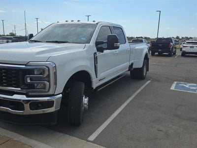 2025 Ford Super Duty F-350 Drw LARIAT