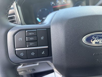 2026 Ford Super Duty F-350 DRW LARIAT