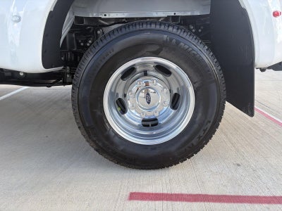 2026 Ford Super Duty F-350 DRW LARIAT