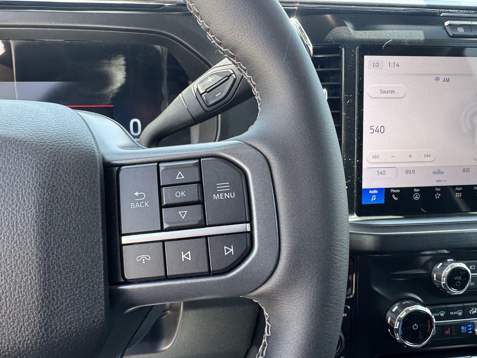 2026 Ford Super Duty F-350 DRW LARIAT