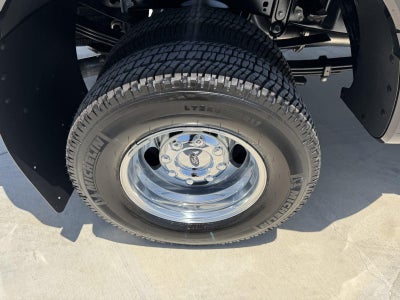 2026 Ford Super Duty F-350 DRW LARIAT