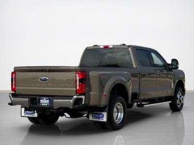 2026 Ford Super Duty F-350 DRW LARIAT