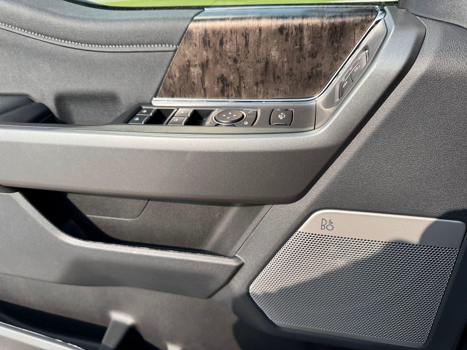 2026 Ford Super Duty F-350 DRW LARIAT
