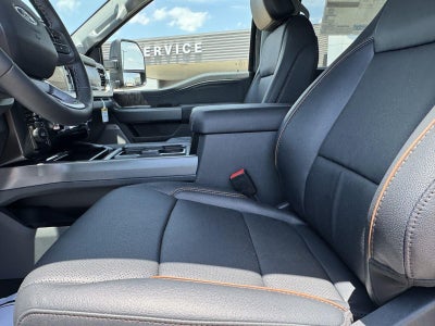 2026 Ford Super Duty F-350 DRW LARIAT