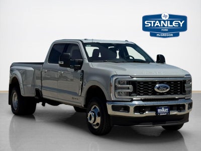 2026 Ford Super Duty F-350 DRW LARIAT