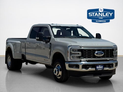 2026 Ford Super Duty F-350 DRW LARIAT