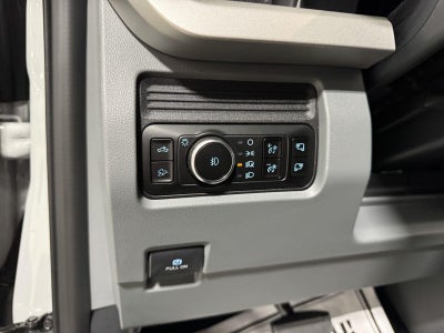 2026 Ford Super Duty F-350 DRW LARIAT