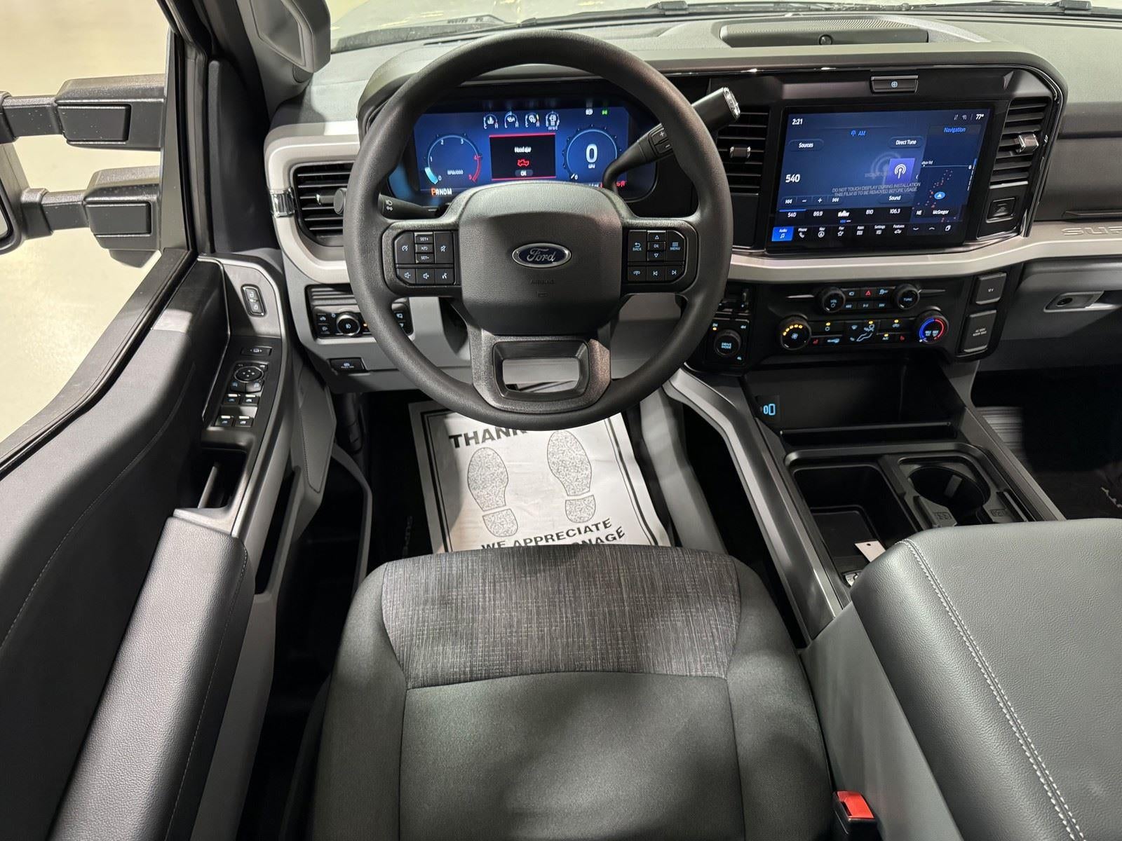 2026 Ford Super Duty F-350 DRW LARIAT