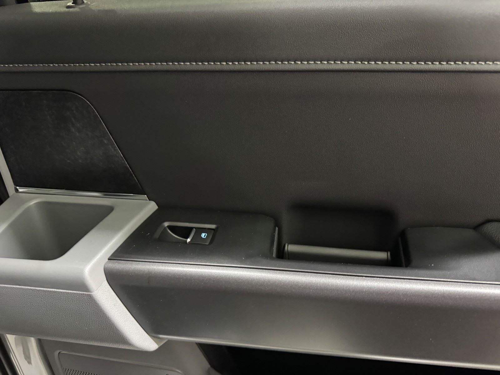 2026 Ford Super Duty F-350 DRW LARIAT