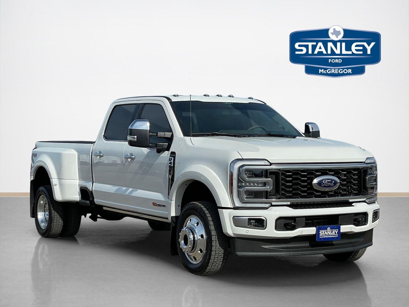 2025 Ford Super Duty F-450 DRW Platinum