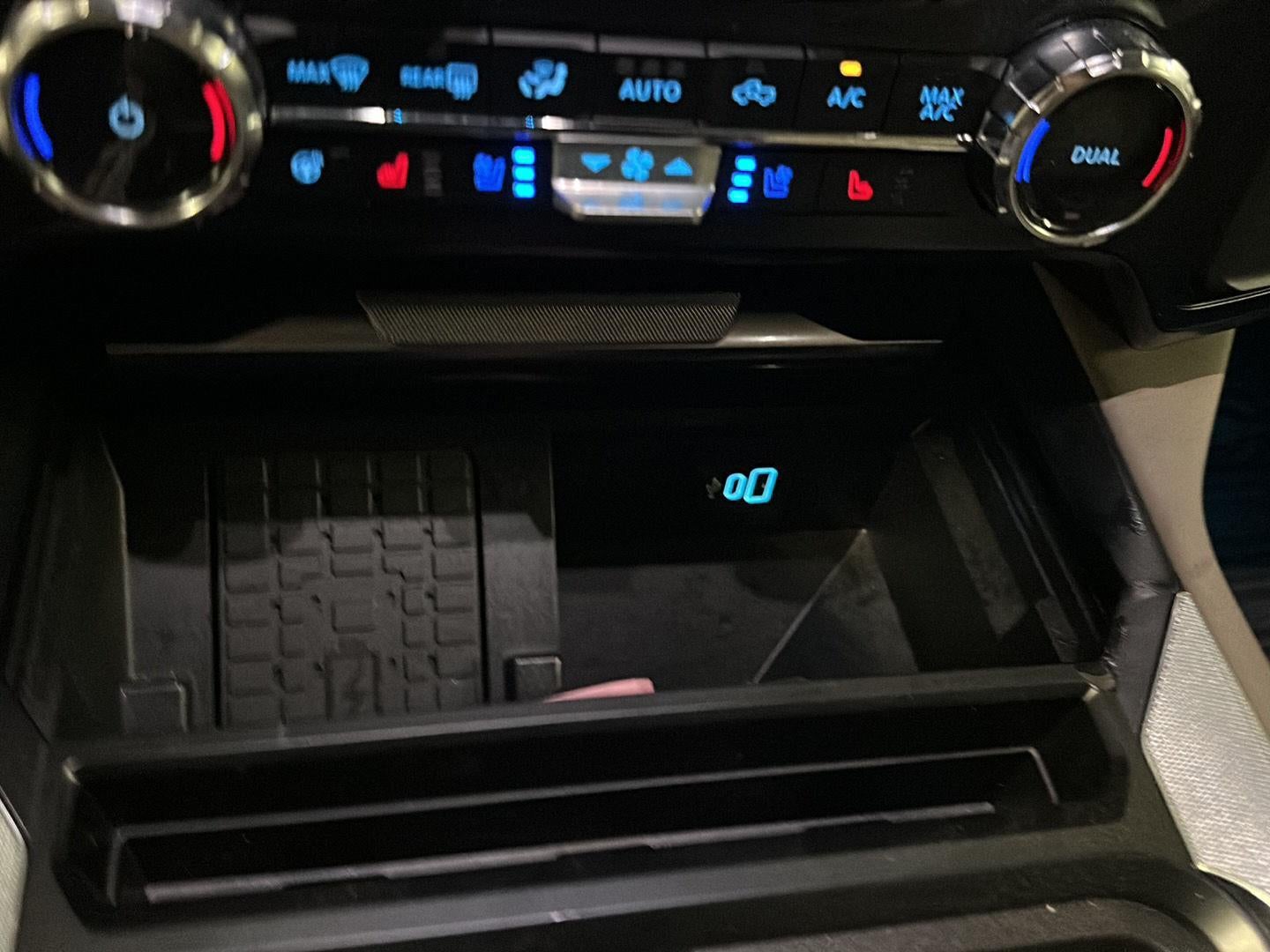 2025 Ford Super Duty F-450 DRW Platinum