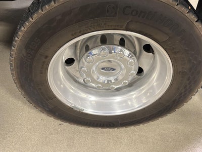 2025 Ford Super Duty F-450 DRW Platinum
