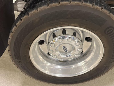 2025 Ford Super Duty F-450 DRW Platinum