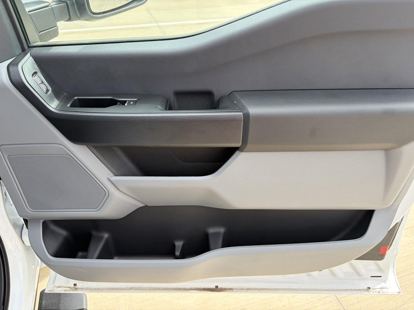 2025 Ford F-250 Super Duty XL - Photo 28