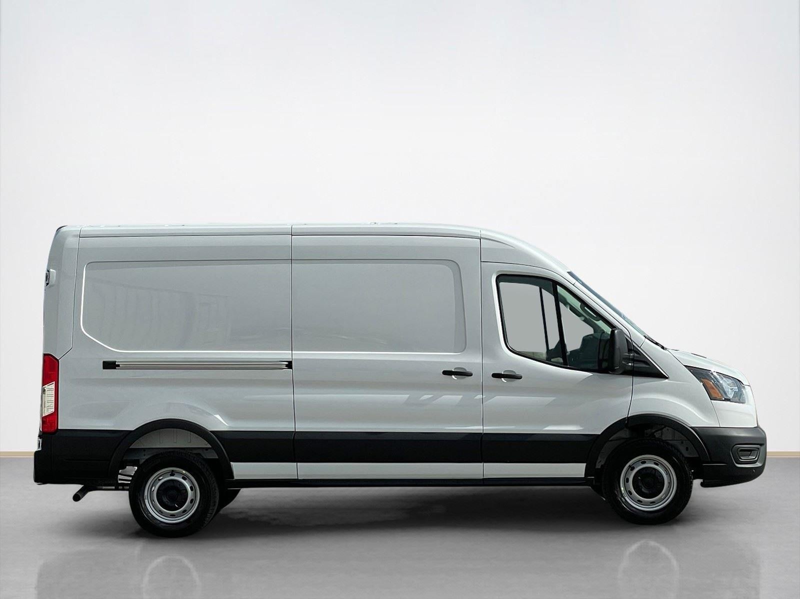 2026 Ford Transit Cargo Van T-250 148 MED RF 9150 GV
