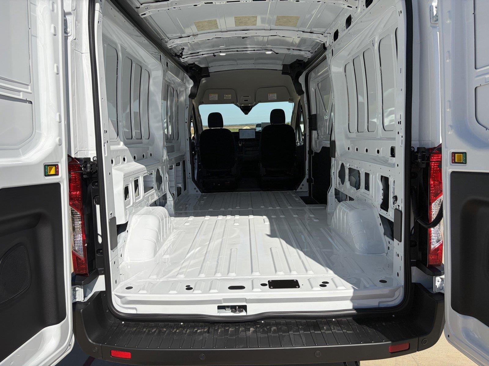 2027 Ford Transit Cargo Van T-250 148 MED RF 9150 GV