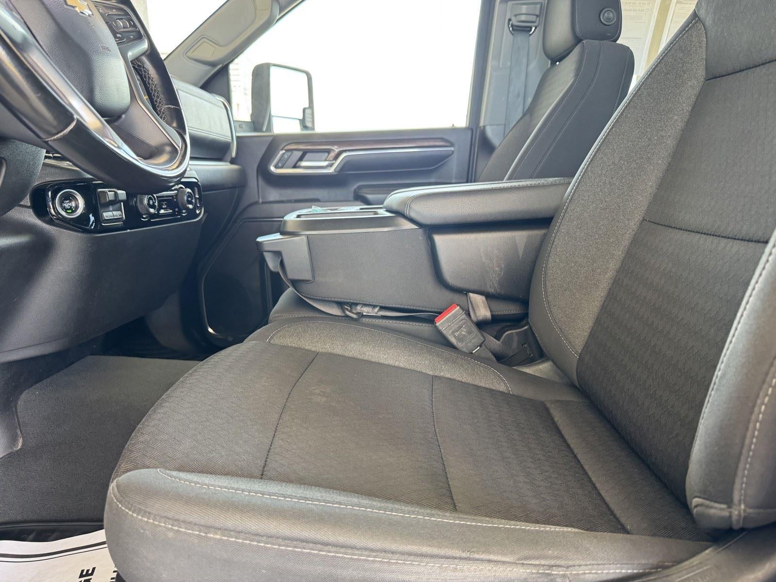 2024 Chevrolet Silverado 3500HD LT