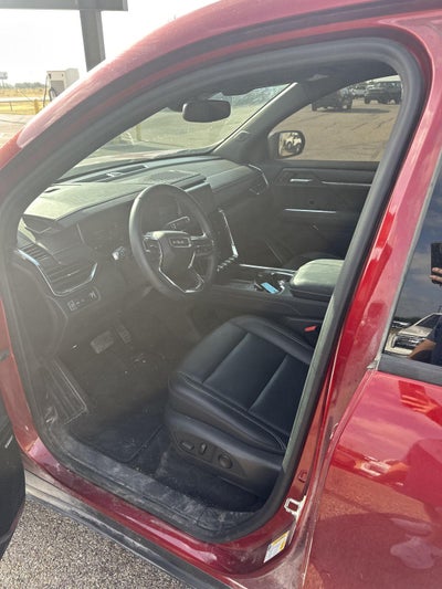 2024 GMC Acadia FWD Elevation