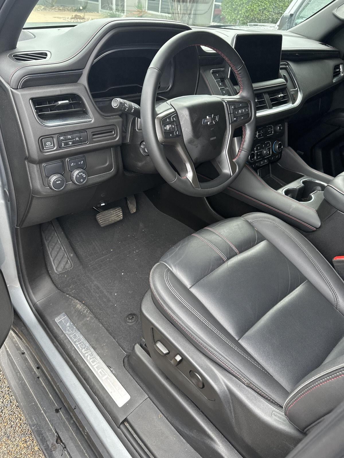 2024 Chevrolet Suburban RST