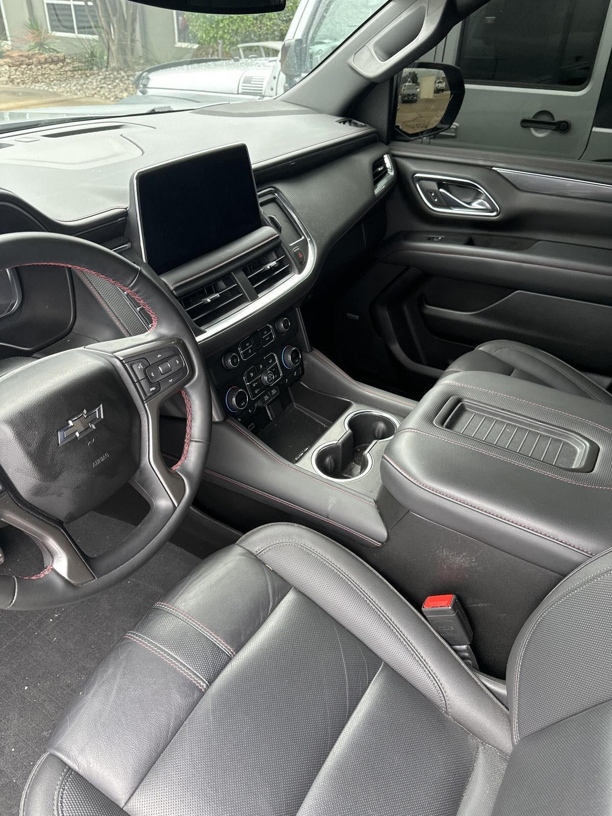 2024 Chevrolet Suburban RST