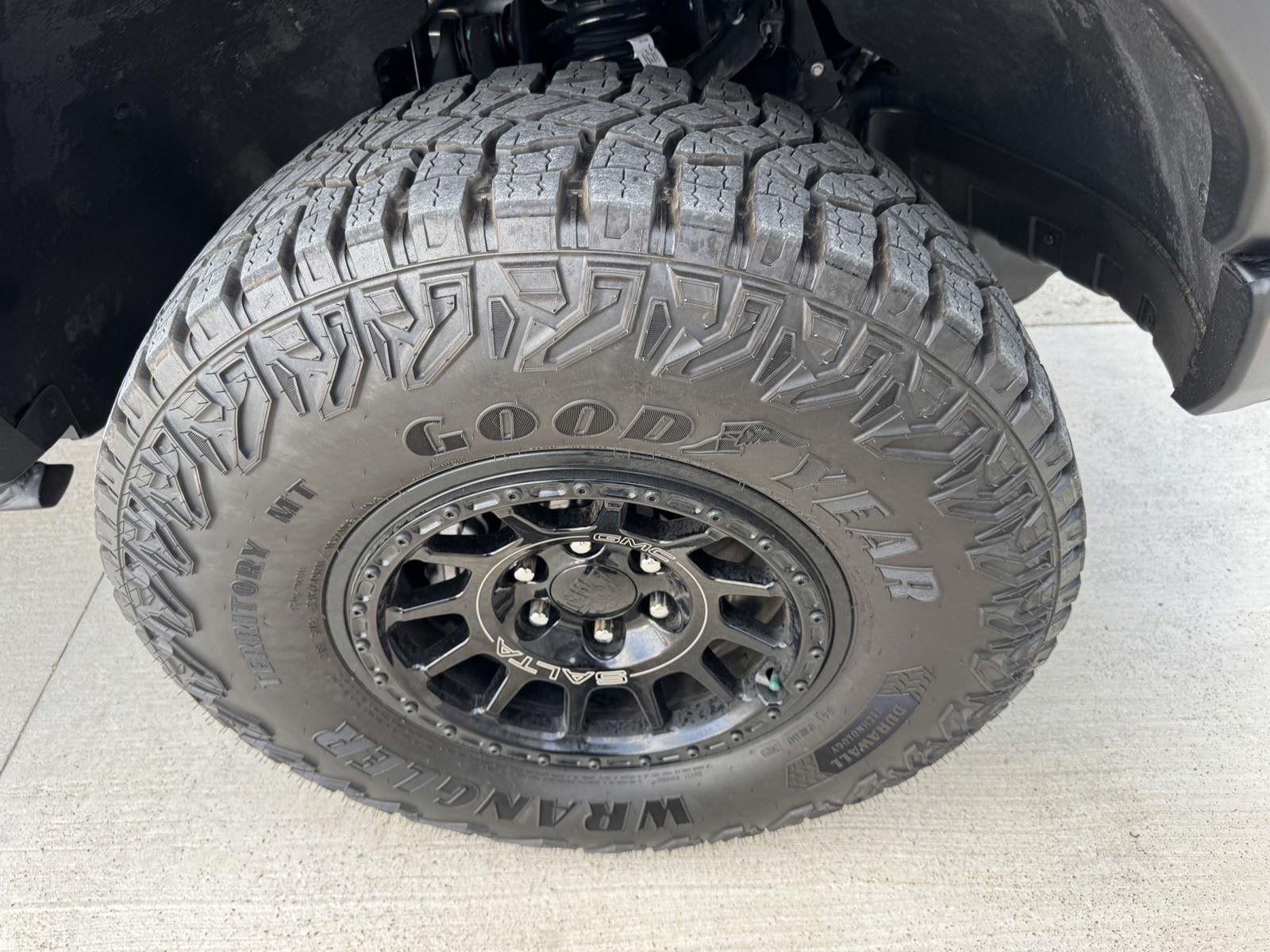 2024 GMC Canyon 4WD AT4X