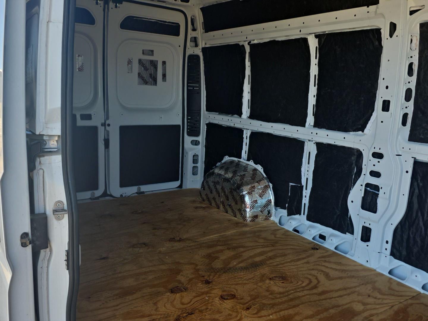 2024 RAM ProMaster Cargo Van SLT+