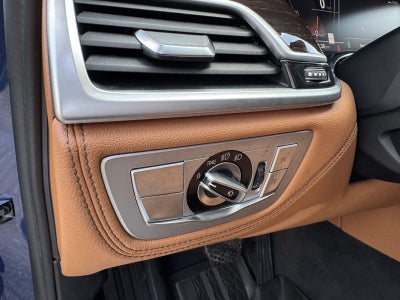 2021 BMW 7 Series 740i