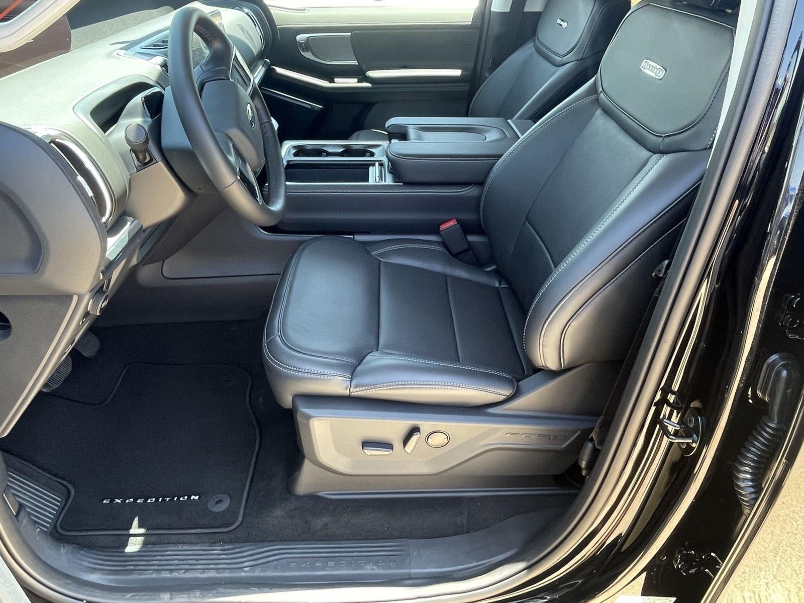 2026 Ford Expedition Platinum®
