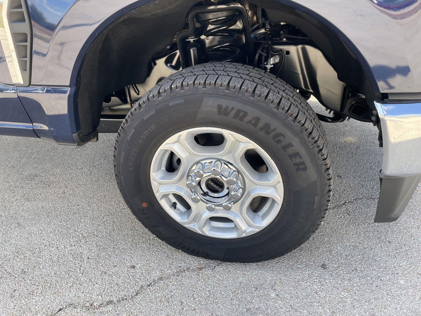 2027 Ford Super Duty F-350 SRW XL