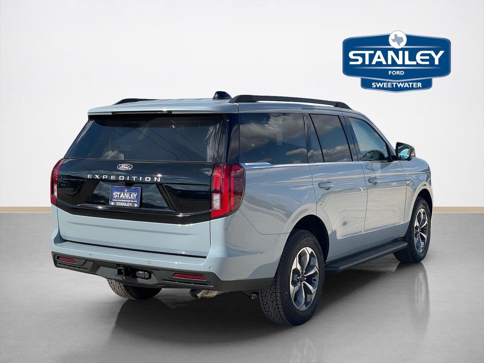 2027 Ford Expedition Active