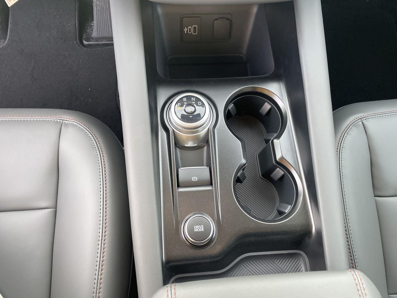 2026 Ford Explorer Active w/100A Pkg