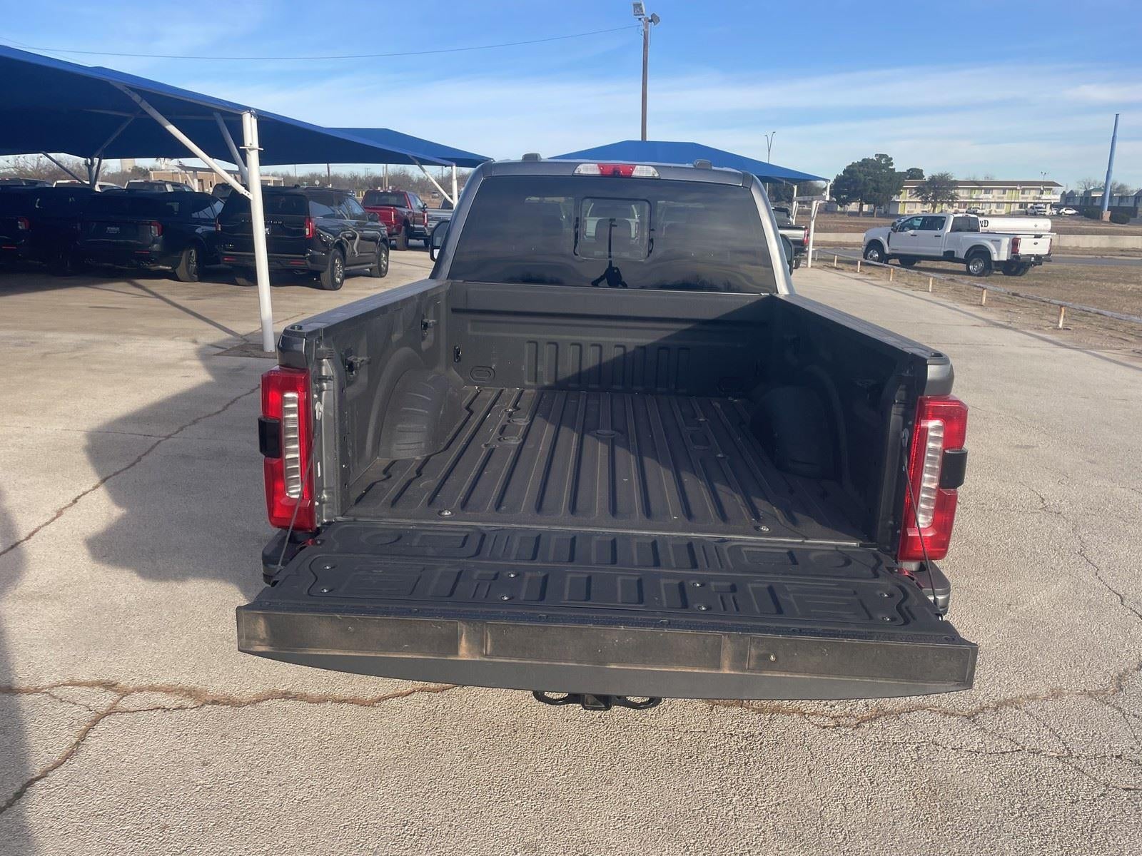 2023 Ford Super Duty F-250 SRW LARIAT
