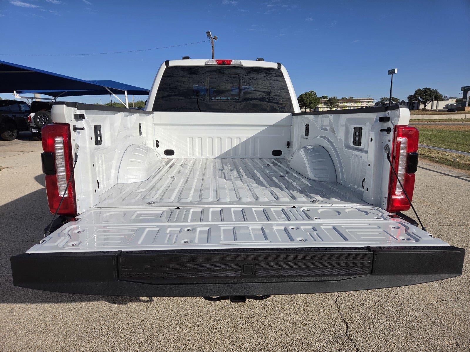2027 Ford Super Duty F-250 SRW LARIAT