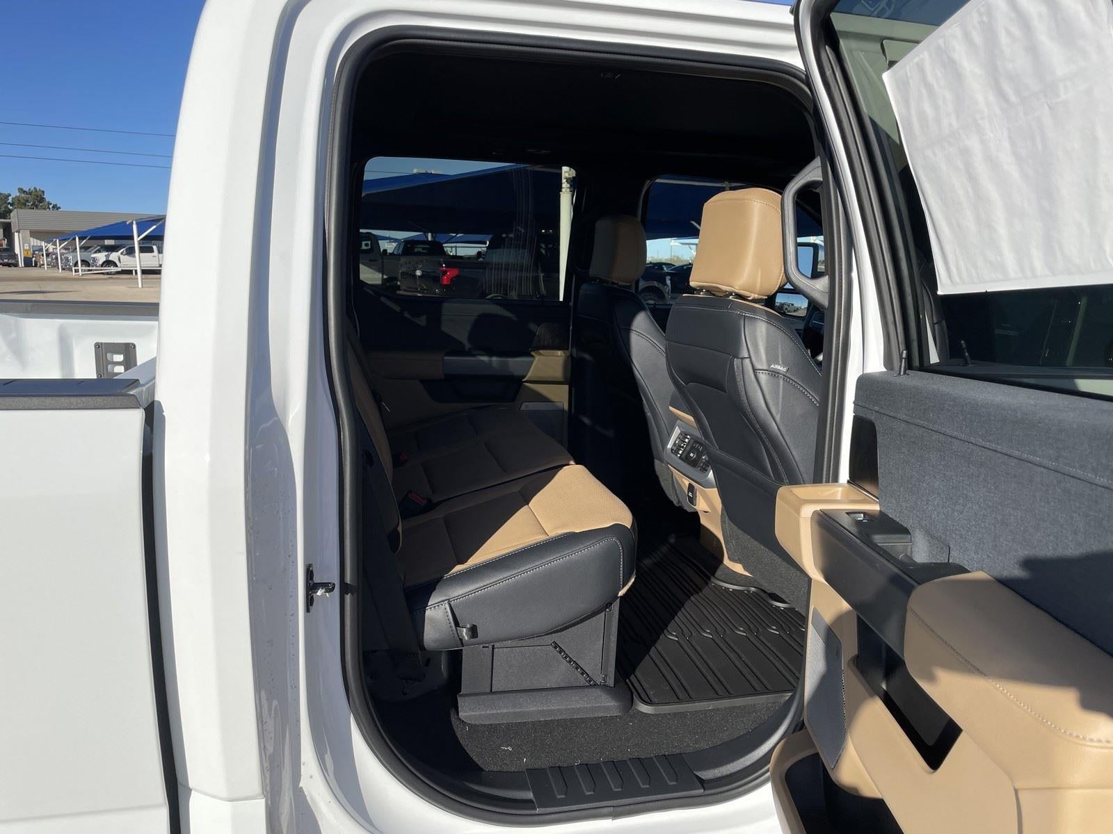 2026 Ford Super Duty F-350 SRW LARIAT